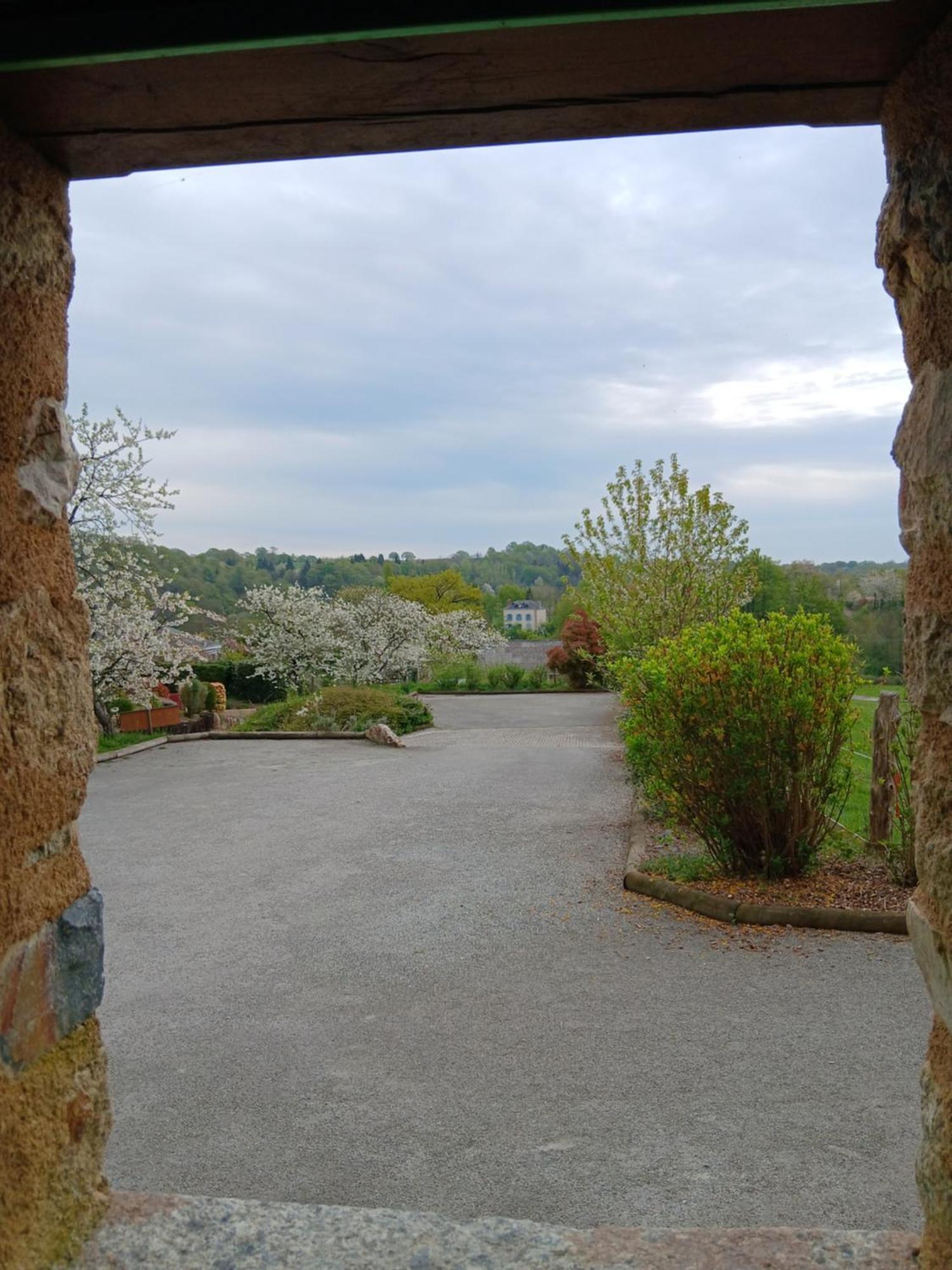 La Jameliniere Otel Chailland Dış mekan fotoğraf